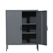 Afbeelding in Gallery-weergave laden, MaximaVida metalen lockerkast Finn 80 x 40 x 102 cm muisgrijs - 2 schappen
