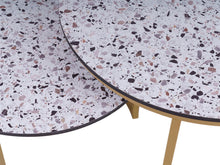 Lade das Bild in den Galerie-Viewer, MaximaVida rundes Set Couchtische Lucca 75 und 58 cm Farbe Champagner Gold - HPL Terrazzo Optik