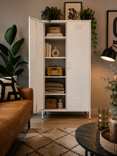 Afbeelding in Gallery-weergave laden, MaximaVida metalen kleding lockerkast Finn 90 x 50 x 185 cm ivoor - 4 schappen