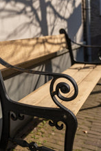 Load image into Gallery viewer, MaximaVida cast iron garden bench frame Prinsengracht black