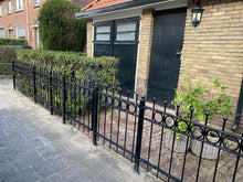 Load image into Gallery viewer, MaximaVida pedestrian gate Lichtenvoorde type 80x100cm including posts and closing mechanism.