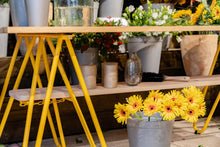 Load image into Gallery viewer, MaximaVida metal trestle set Camden Market ochre yellow- with suction caps