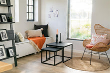 Lade das Bild in den Galerie-Viewer, MaximaVida Set viereckige Tischplatten Chicago 45 und 60 cm schwarz – Kiefernholz Furnier