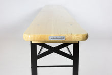 Lade das Bild in den Galerie-Viewer, MaximaVida klappbare Picknickbank Berlin 120 cm, versehen von Klarlack
