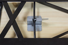 Lade das Bild in den Galerie-Viewer, MaximaVida klappbare Picknickbank Berlin 120 cm, versehen von Klarlack
