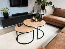 Lade das Bild in den Galerie-Viewer, MaximaVida set runde Couchtische Kiev XL 75 cm - Eichenholz Furnier
