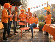 Load image into Gallery viewer, MaximaVida metal garden bench Max 120 cm orange
