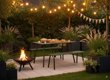 Afbeelding in Gallery-weergave laden, MaximaVida metalen tuintafel Max 150 x 80 cm olijfgroen
