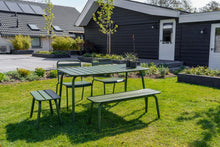 Afbeelding in Gallery-weergave laden, MaximaVida metalen tuinbank Max 120 cm olijfgroen - zonder rugleuning
