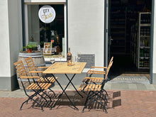 Afbeelding in Gallery-weergave laden, MaximaVida inklapbare acacia tuinset Toscana 120 cm zwart - stoelen met armleuning
