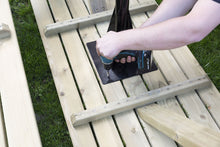 Load image into Gallery viewer, Gardisun solid parasol base for underneath the table or on the terrace, including screws
