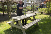 Load image into Gallery viewer, Gardisun solid parasol base for underneath the table or on the terrace, including screws
