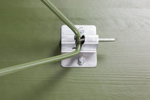 Lade das Bild in den Galerie-Viewer, MaximaVida klappbare Picknickbank Berlin, olivgrün, 120 x 25 cm
