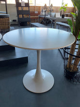 Load image into Gallery viewer, OUTLET GROENLO MaximaVida Ronde Eettafel 80 cm Wit
