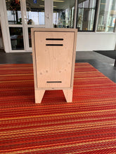 Load image into Gallery viewer, OUTLET GROENLO Houten Locker Nachtkastje - push to open system- 30 x 30 x 57 cm
