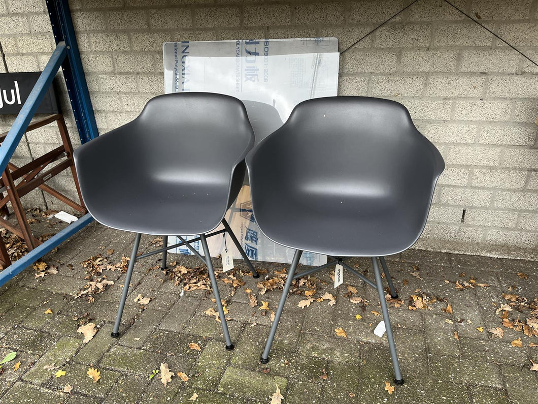 OUTLET Kunststof Kuipstoelen - metalen frame - Per 2