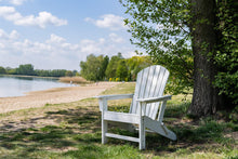 Load image into Gallery viewer, MaximaVida plastic Adirondack garden chair Montreal white
