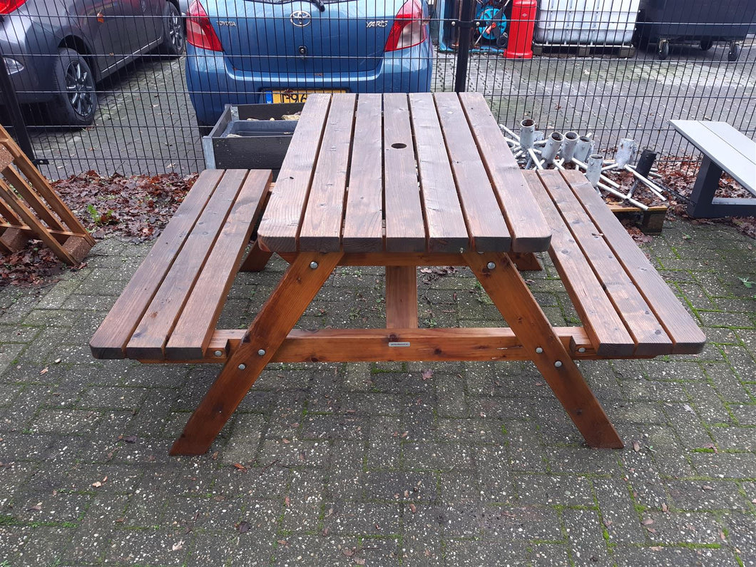 OUTLET GROENLO MaximaVida picknicktafel economy 120 x 162 x 78 cm