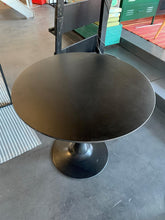 Load image into Gallery viewer, OUTLET GROENLO MaximaVida Ronde Eettafel 80 cm Zwart
